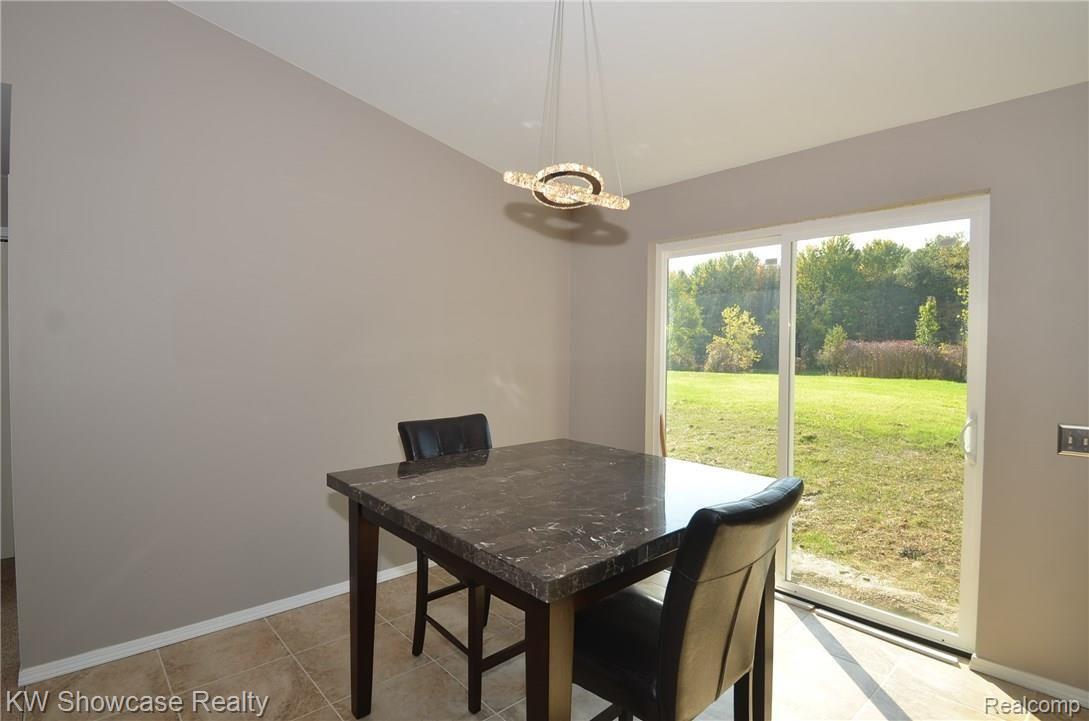 1360 Chana Road Holly, MI 48442 - Photo 8 of 17 DIN.JPG