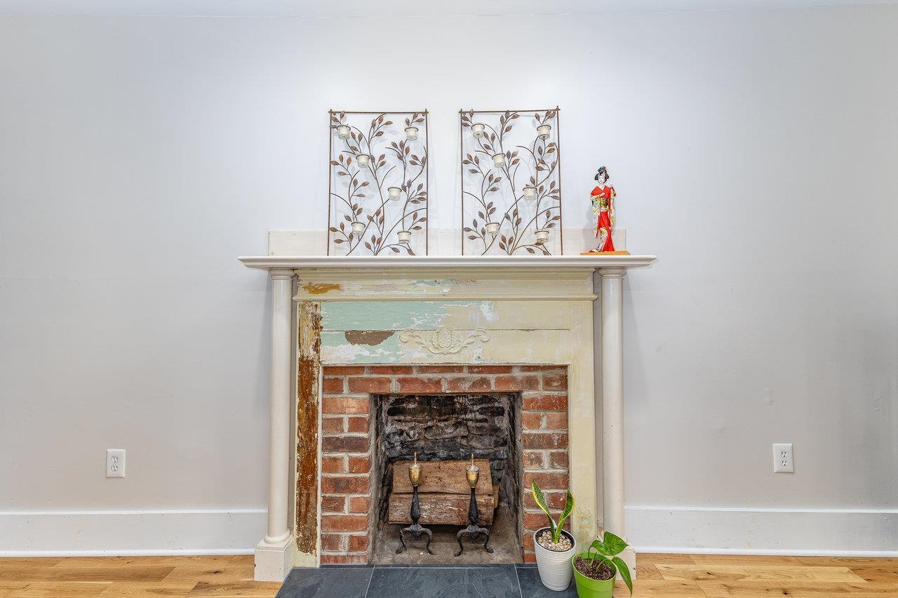 10 Todd Road Mount Sidney, VA 24467 - Photo 22 of 57 a view of fireplace and living room