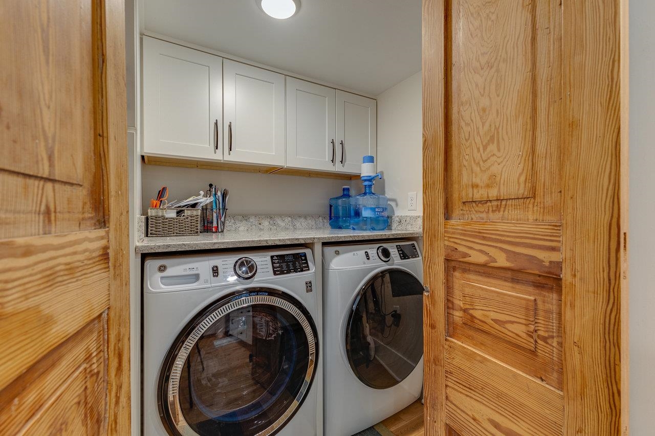 10 Todd Road Mount Sidney, VA 24467 - Photo 23 of 57 a utility room with dryer and washer