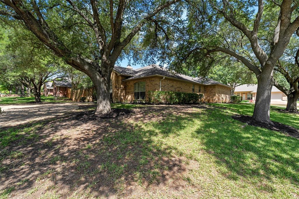 11001 Ridge Point Drive Woodway, TX 76712 - Photo 2 of 39 Corner Lot