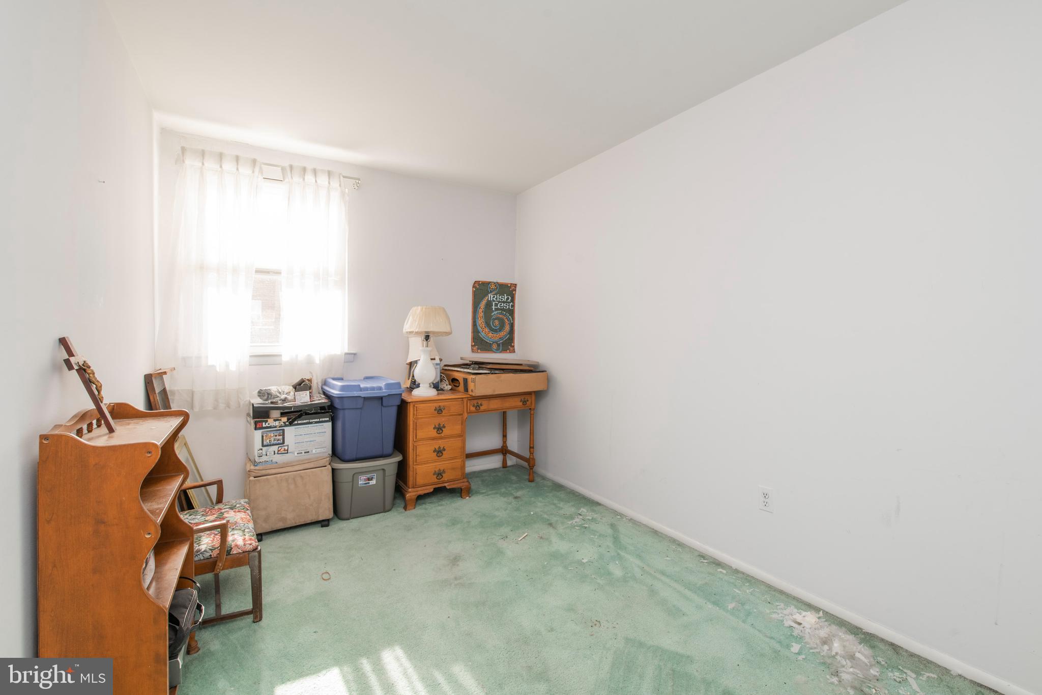 9781 Hilspach Street Philadelphia, PA 19115 - Photo 17 of 40