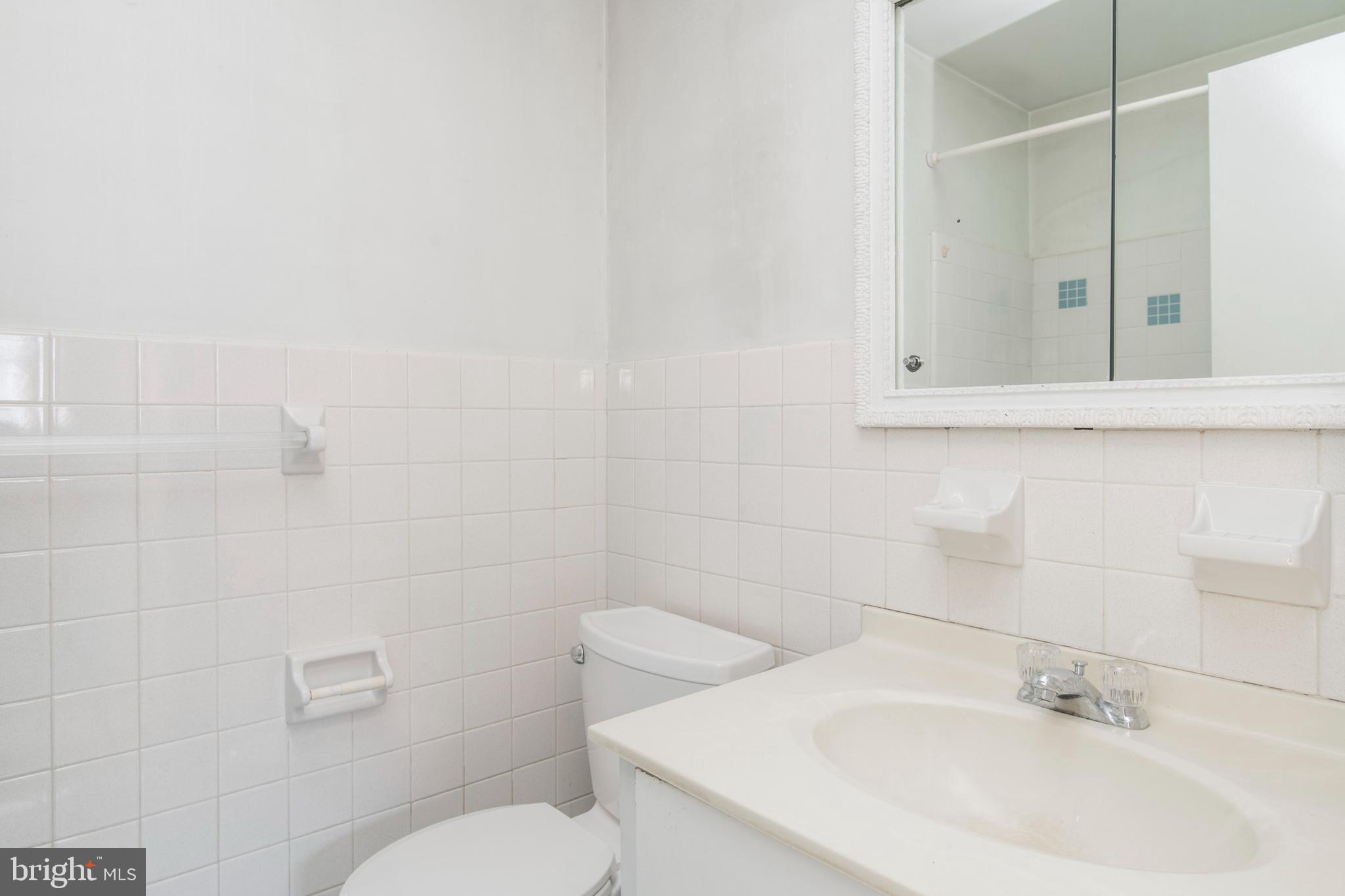 9781 Hilspach Street Philadelphia, PA 19115 - Photo 28 of 40