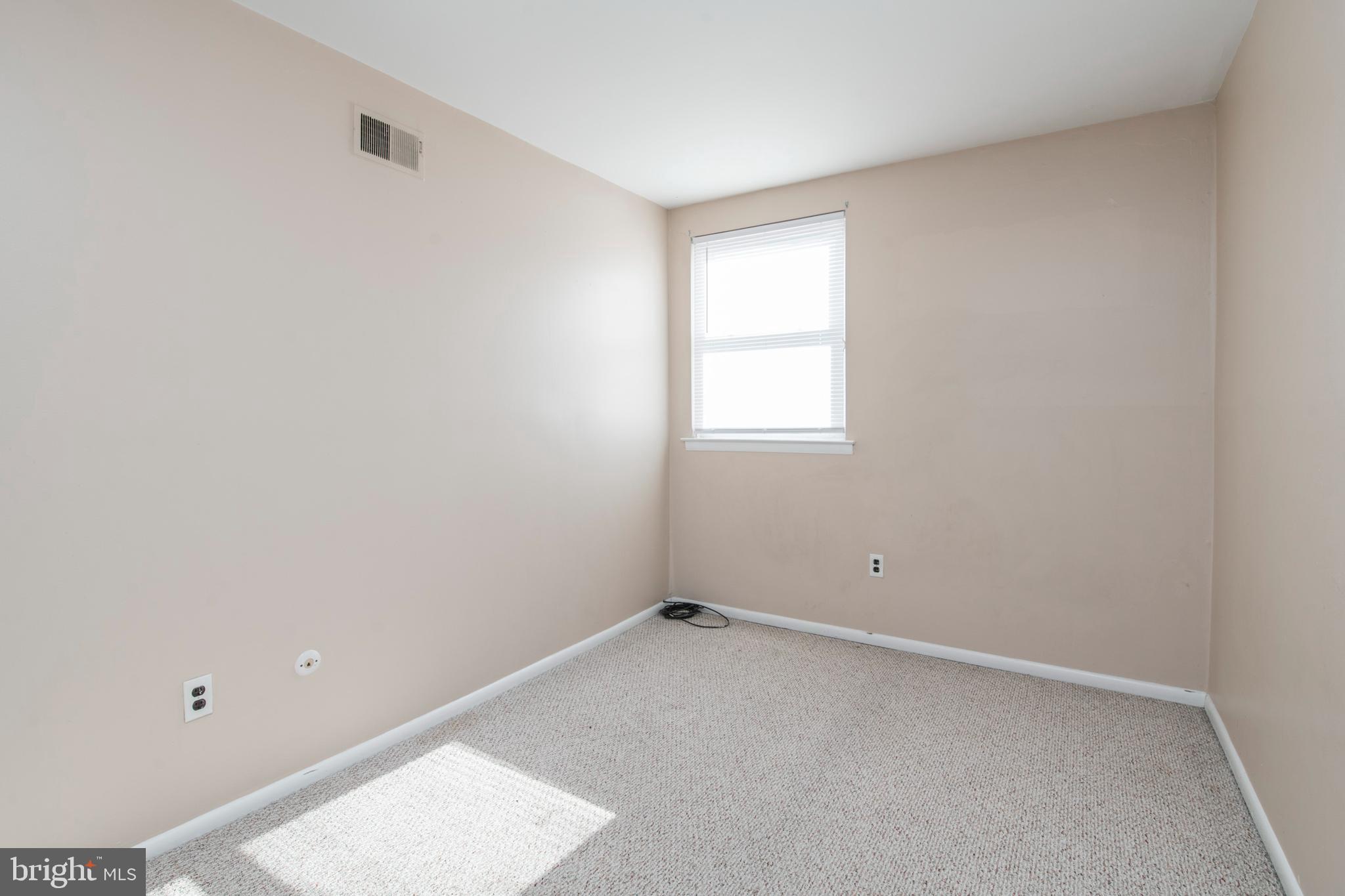 9781 Hilspach Street Philadelphia, PA 19115 - Photo 30 of 40