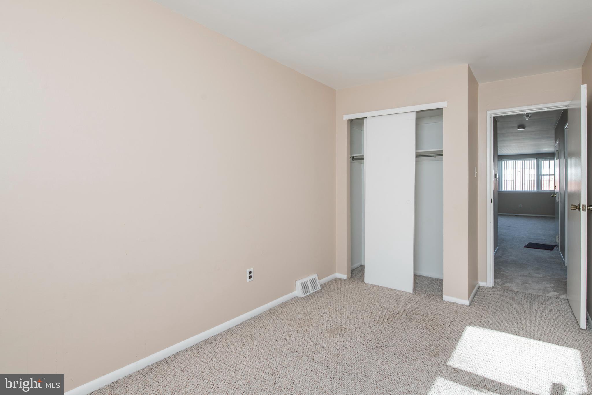 9781 Hilspach Street Philadelphia, PA 19115 - Photo 31 of 40