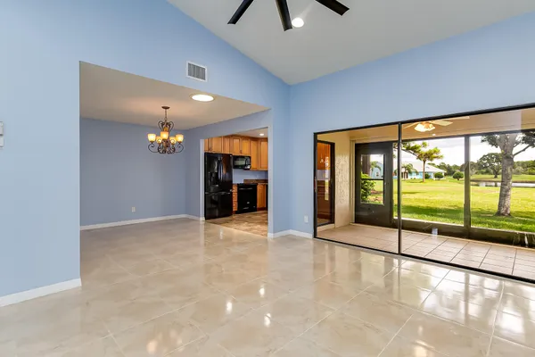 $2,400 | 4166 Gator Trace Villas Circle, Unit B, Fort Pierce, FL 34982