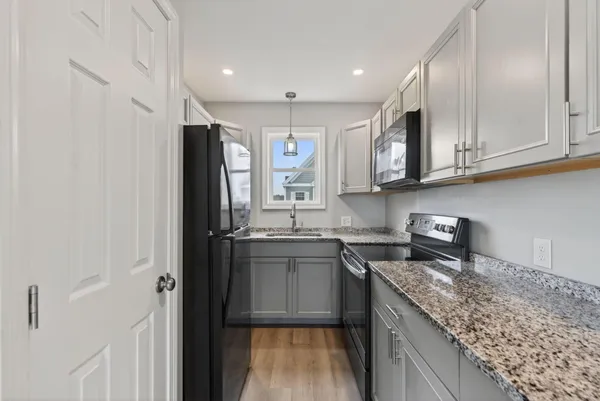 $270,000 | 994 Portland Road, Unit 16, Saco, ME 04072
