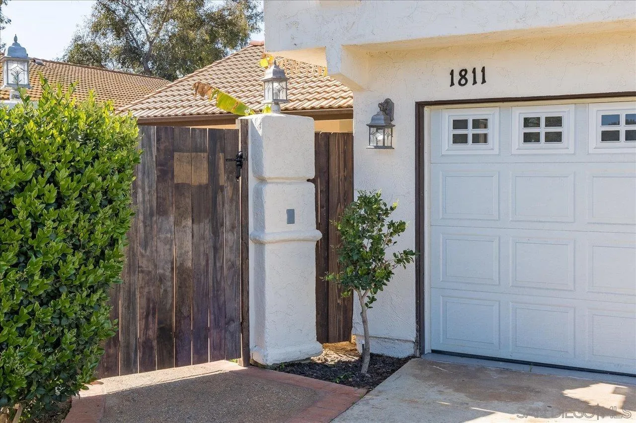 1811 Rock Springs Road San Marcos, CA 92069 - Photo 3 of 35 Gallery Image 3