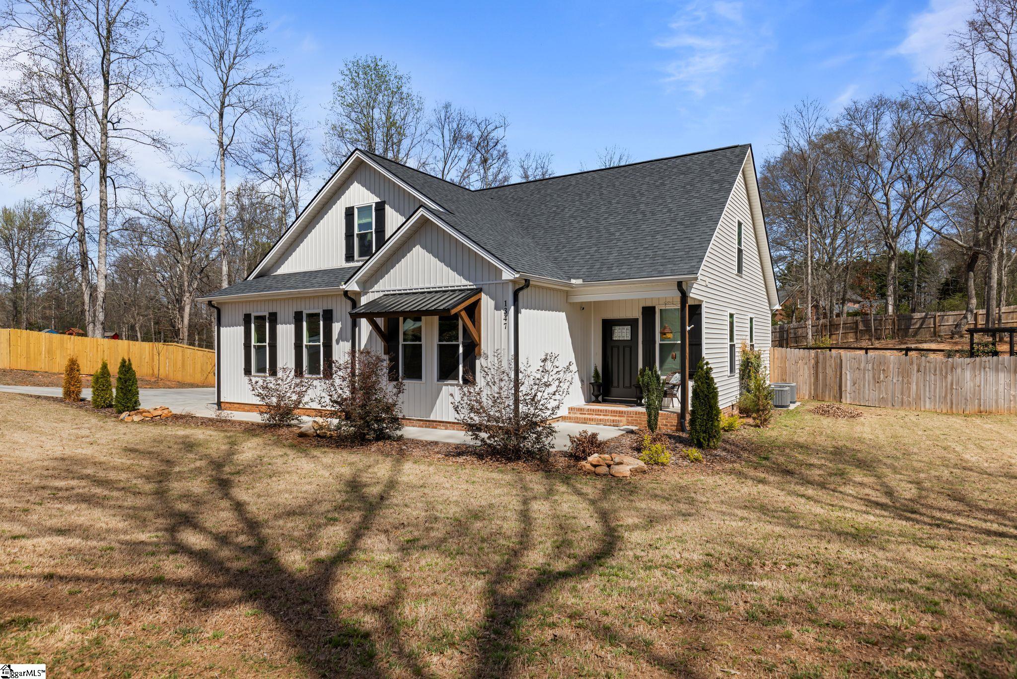 1347 Griffin Mill Road Easley, SC 29640 - Photo 31 of 49