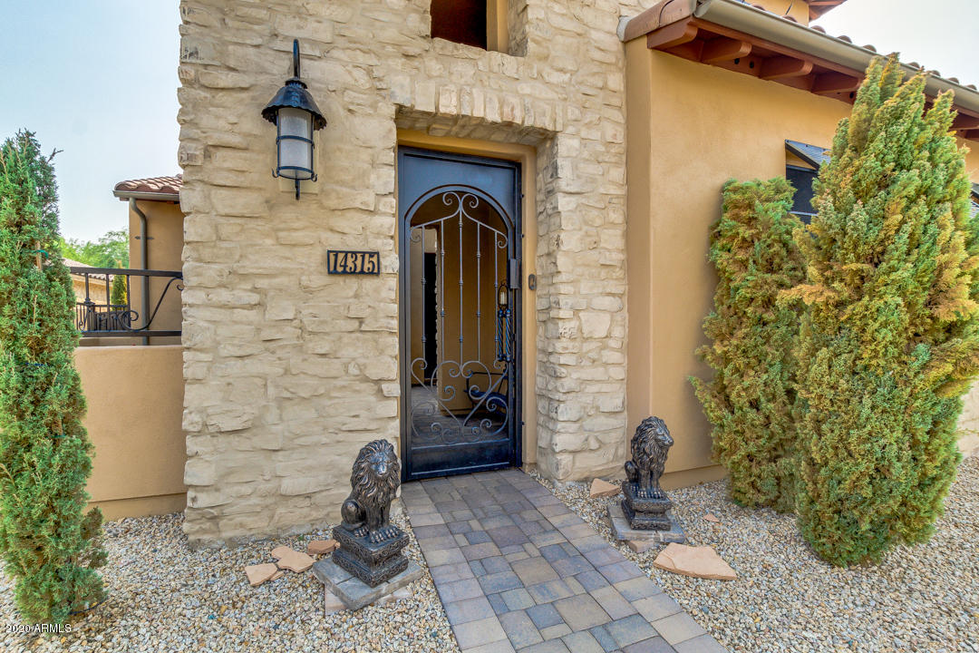 14315 West Coronado Road Goodyear, AZ 85395 - Photo 3 of 60 04-Coronado