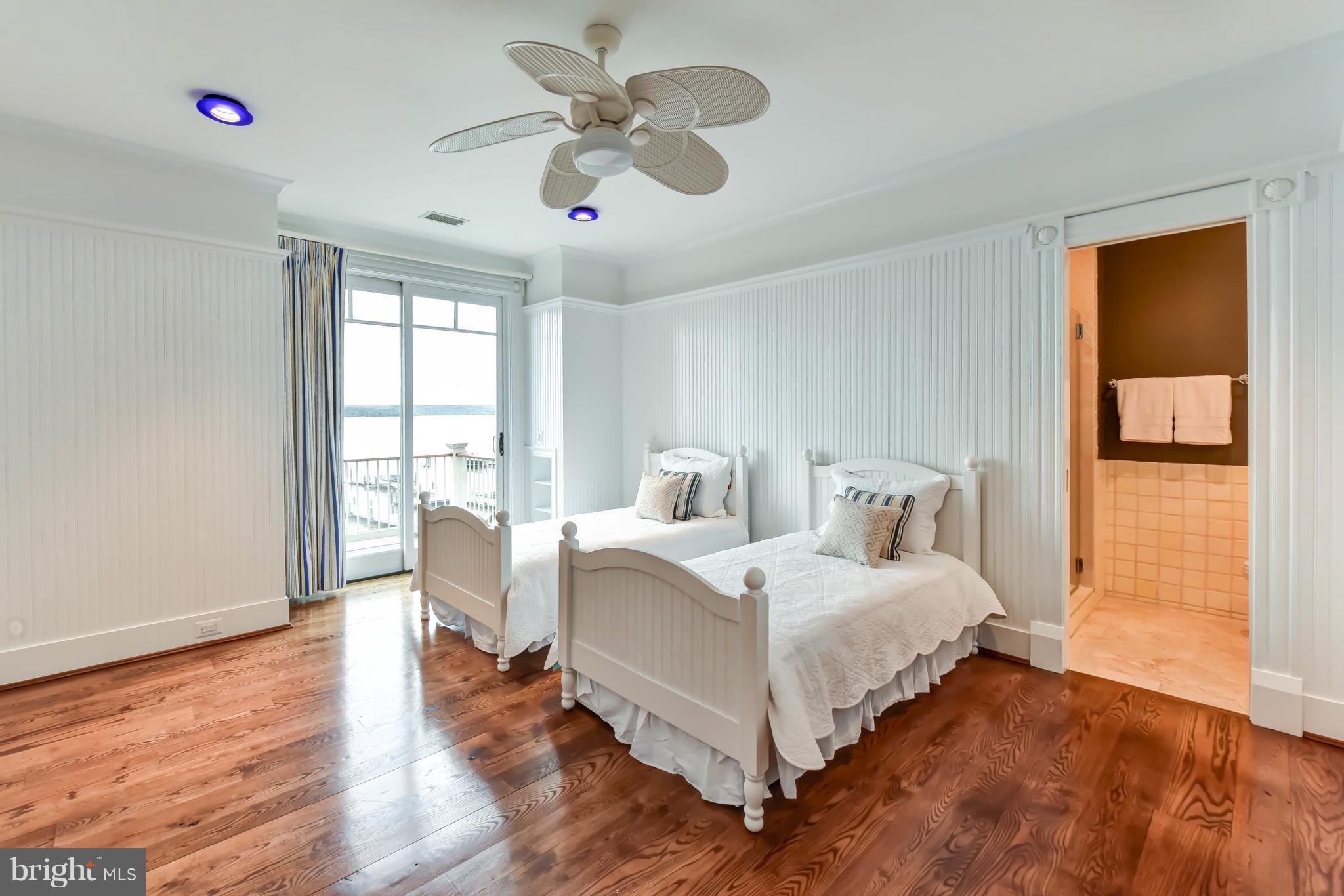 7615 Southdown Road Alexandria, VA 22308 - Photo 51 of 80 Bedroom# 4 en suite with balcony