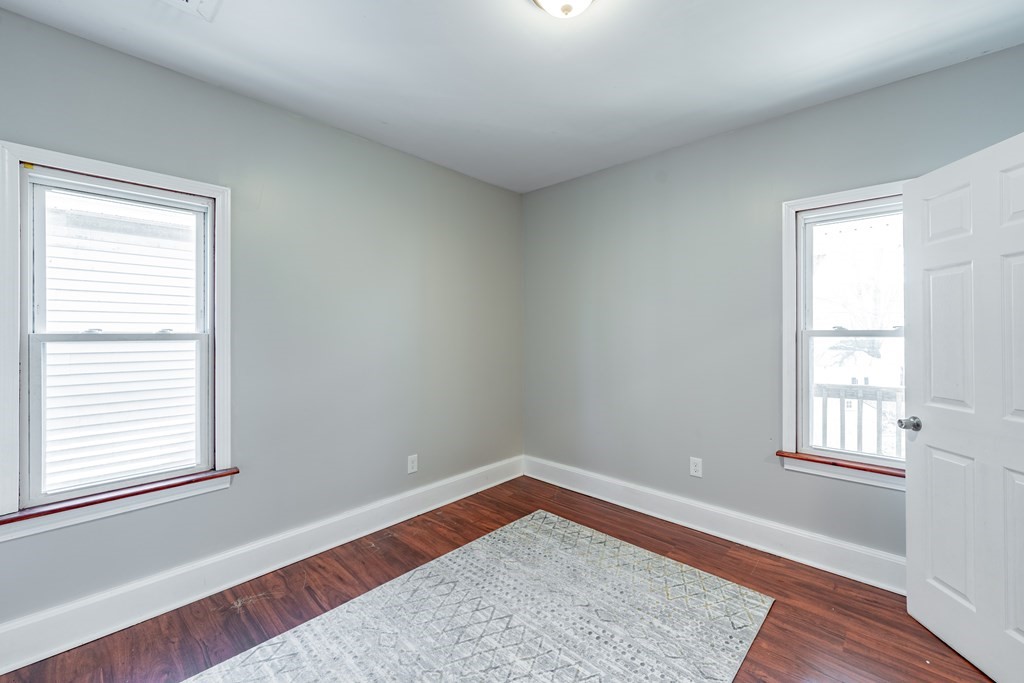 134 White Street Springfield, MA 01108 - Photo 42 of 42 Gallery Image 42