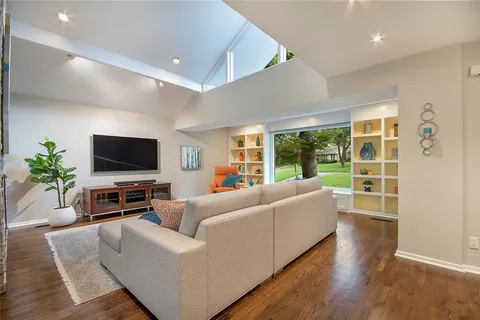 $1,495,000 | 20 Shady Cove Drive, Richardson, TX 75080