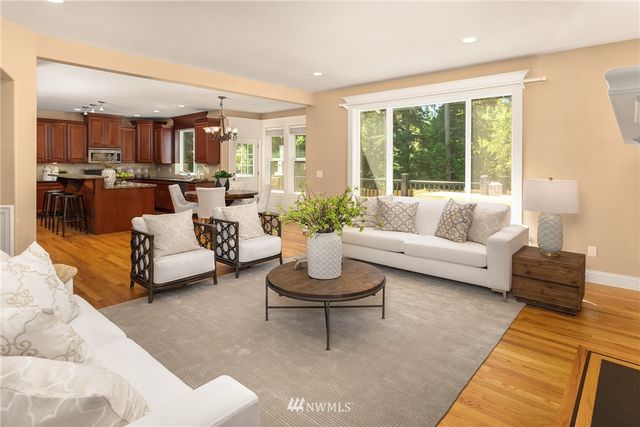 $1,150,000 | 1302 131st Street Southeast, Everett, WA 98208