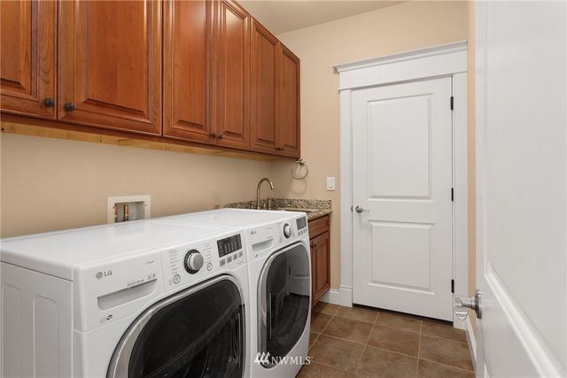 $1,150,000 | 1302 131st Street Southeast, Everett, WA 98208