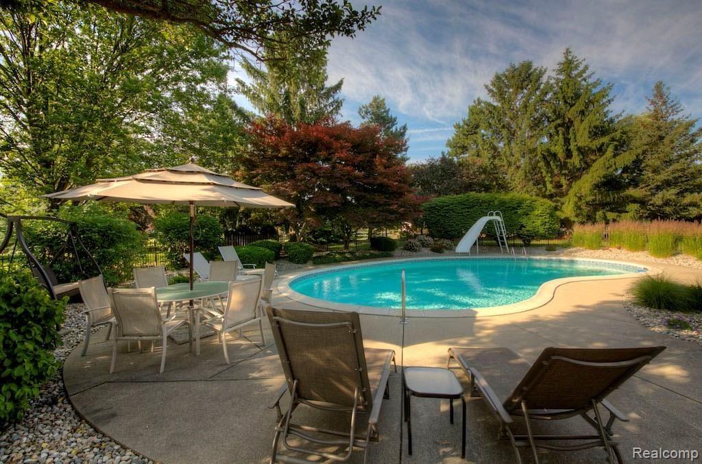 41295 Beacon Road Novi, MI 48375 - Photo 45 of 50