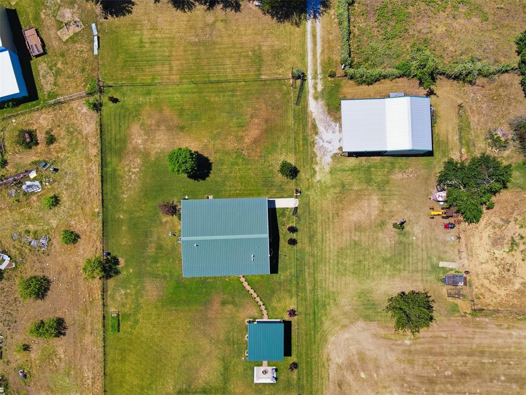 5770 West Highway 199 Springtown, TX 76082 - Photo 37 of 40