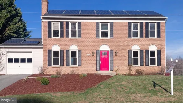 $699,000 | 18117 Ivy Lane, Olney, MD 20832