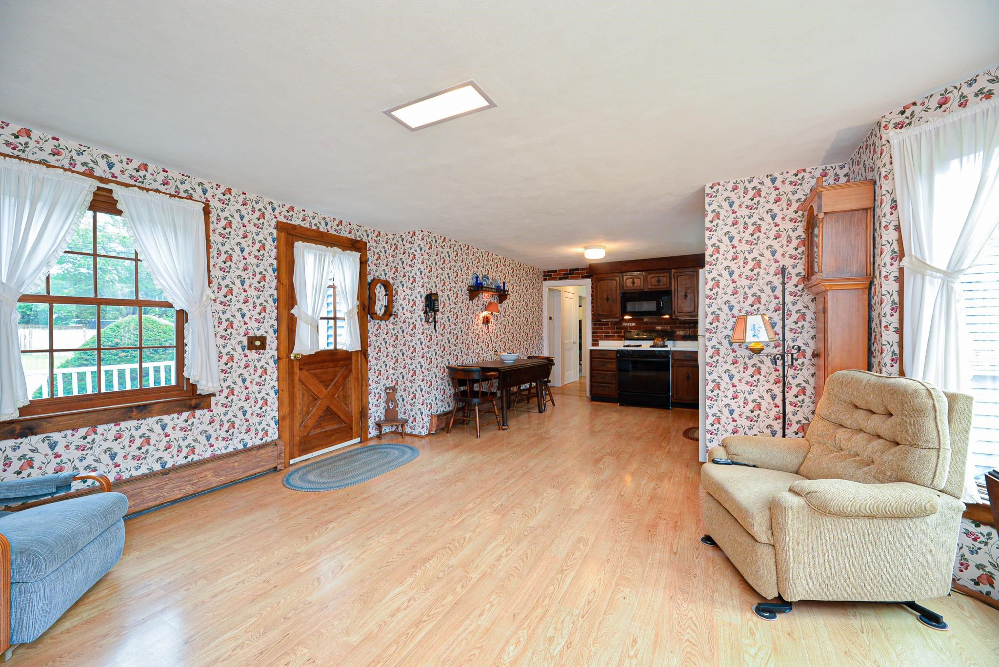 5 Douglass Way Exeter, NH 03833 - Photo 11 of 40 Gallery Image 11