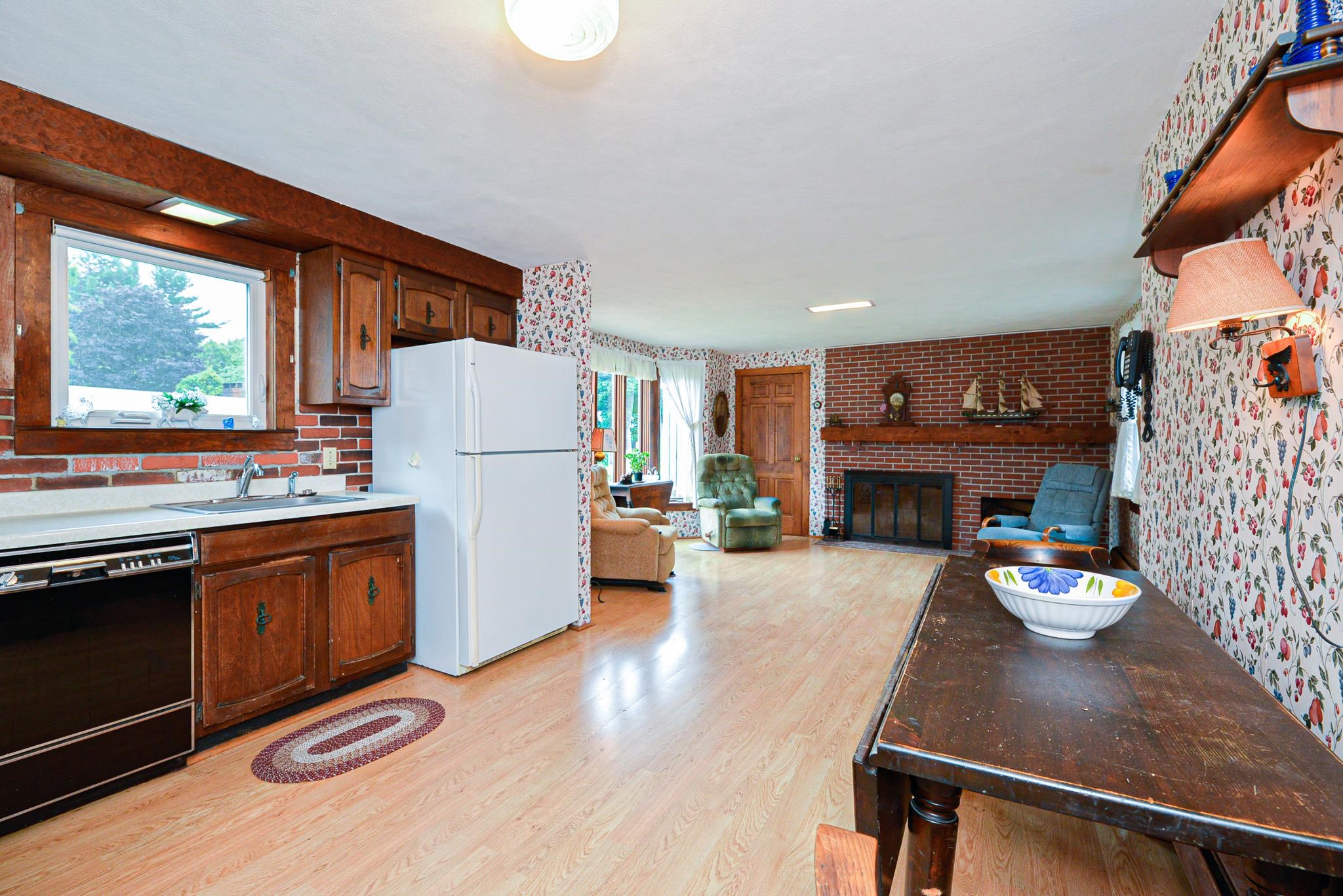 5 Douglass Way Exeter, NH 03833 - Photo 7 of 40 Gallery Image 7