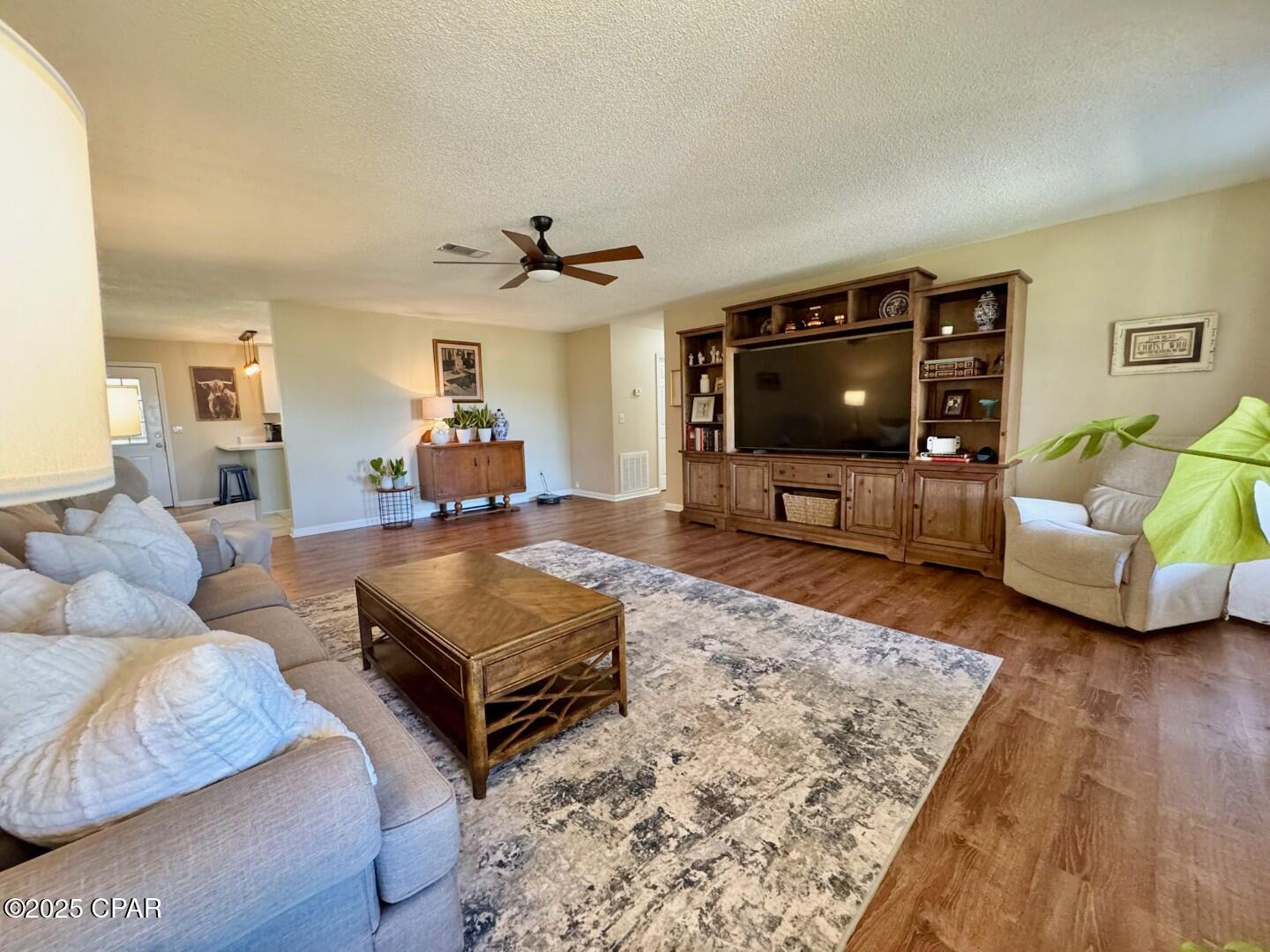 1793 Bentley Road Cottondale, FL 32431 - Photo 4 of 38