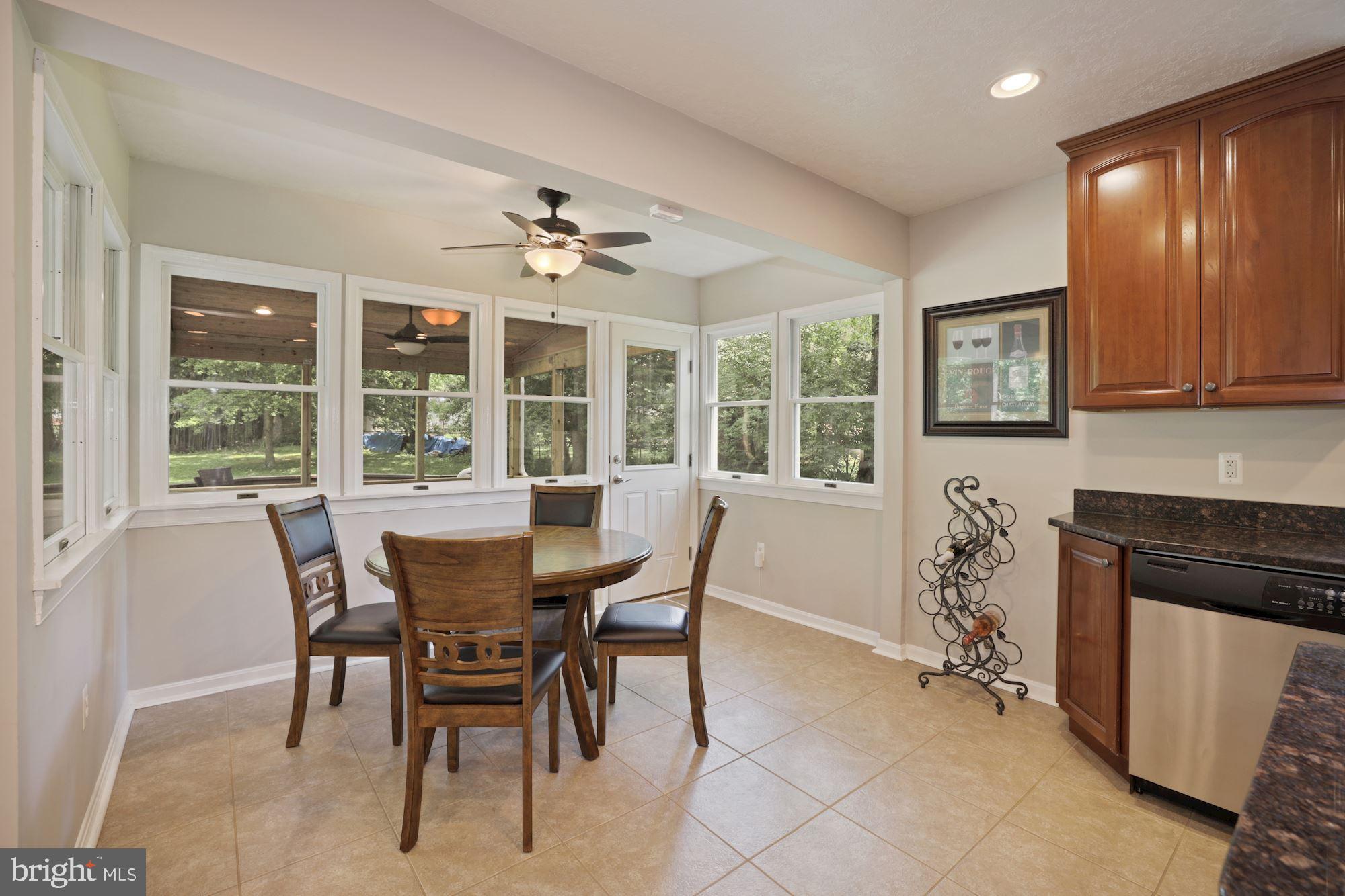 2649 Five Oaks Road Vienna, VA 22181 - Photo 16 of 46 Breakfast Room