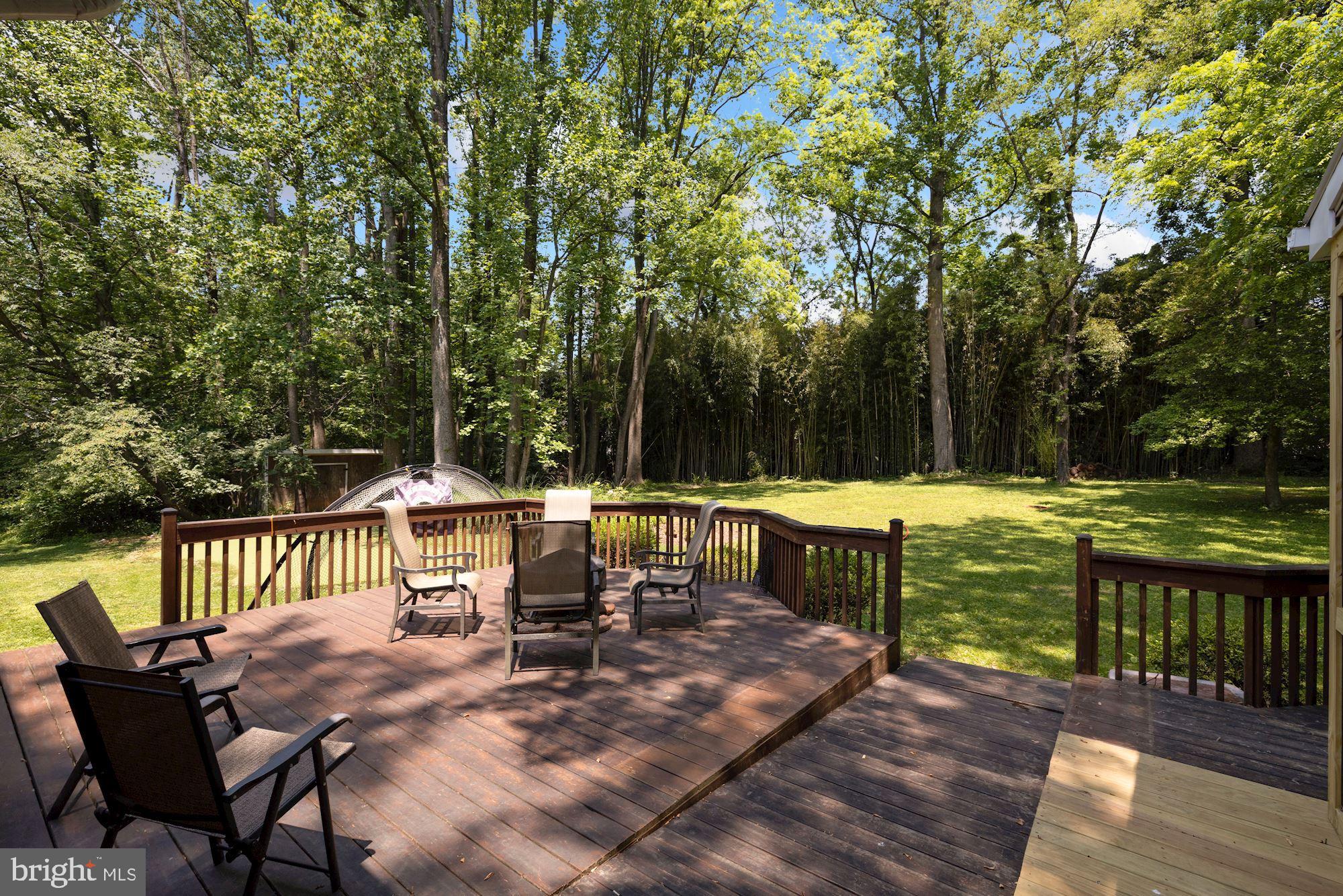 2649 Five Oaks Road Vienna, VA 22181 - Photo 21 of 46 Deck