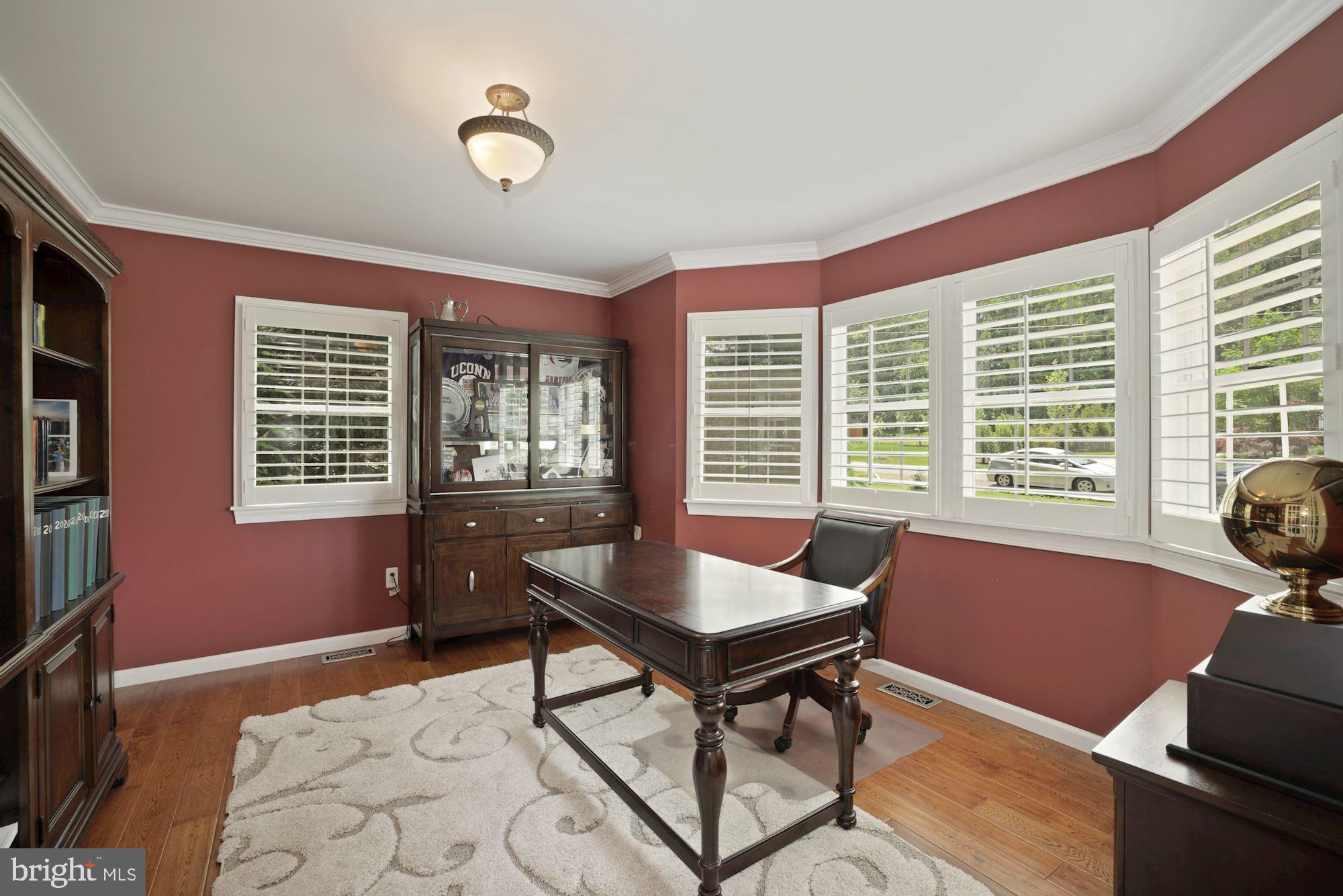 2649 Five Oaks Road Vienna, VA 22181 - Photo 23 of 46 Office