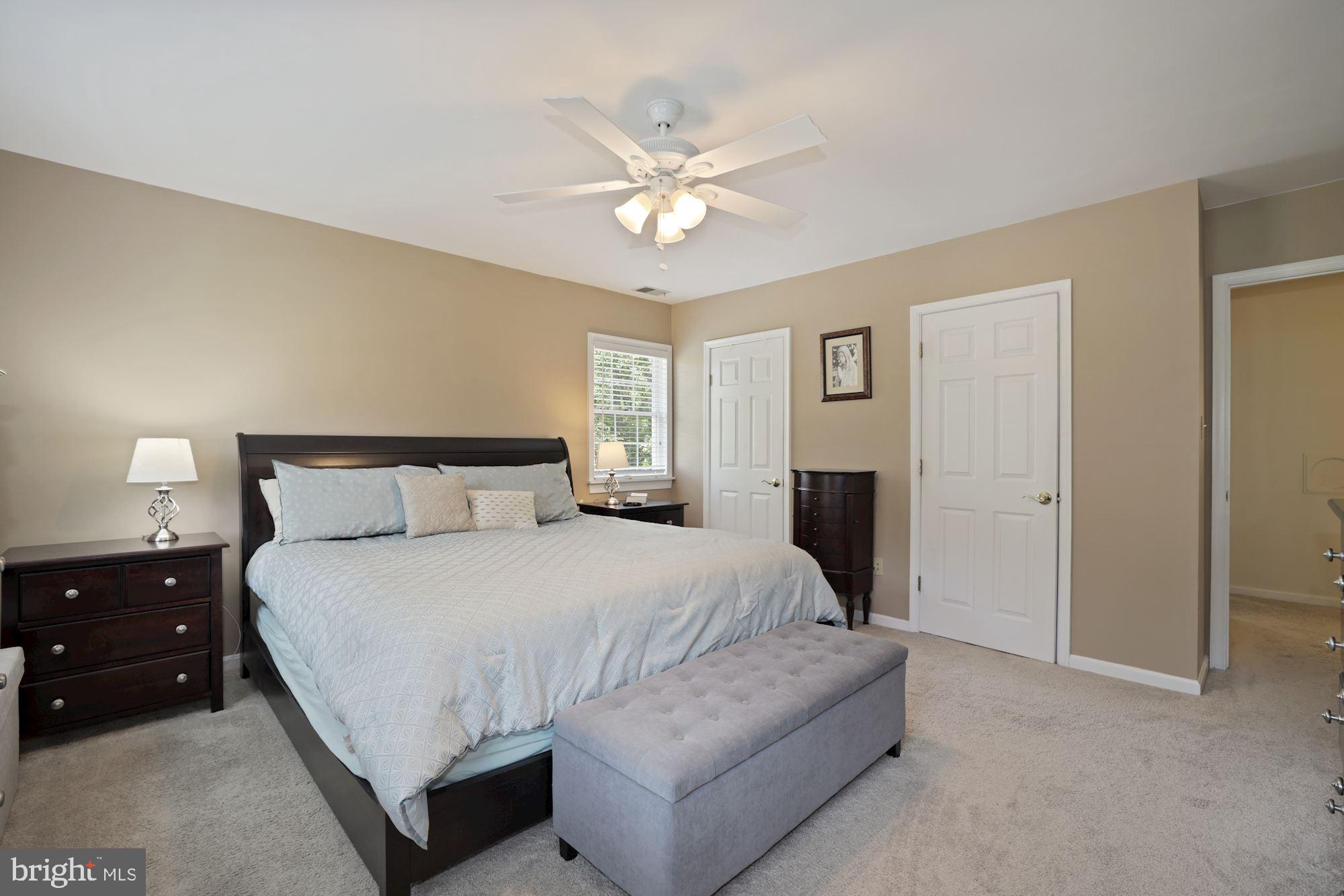 2649 Five Oaks Road Vienna, VA 22181 - Photo 27 of 46 Primary Bedroom