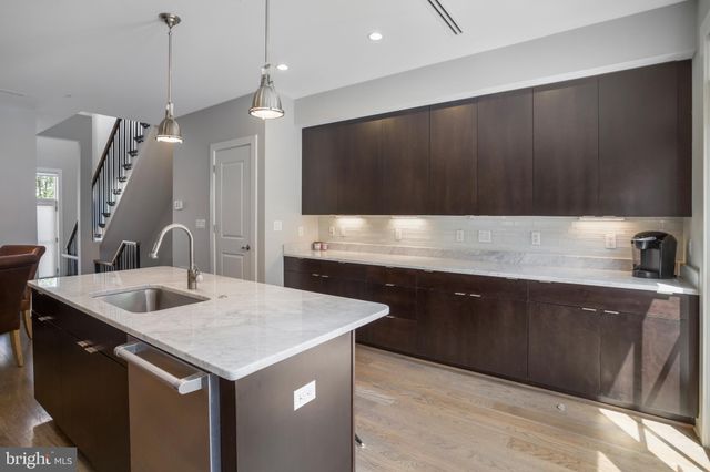 $1,050,000 | 314 3rd Street, Alexandria, VA 22314