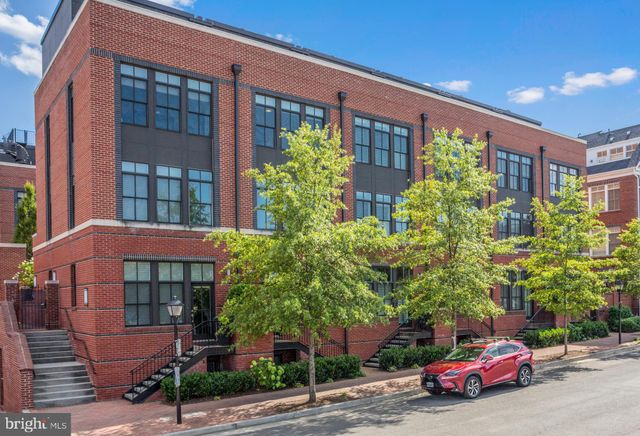$1,050,000 | 314 3rd Street, Alexandria, VA 22314