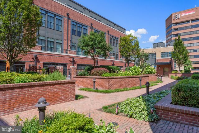 $1,050,000 | 314 3rd Street, Alexandria, VA 22314