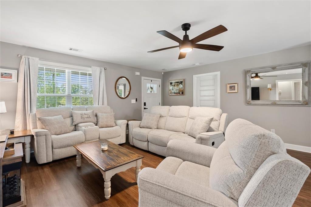 1195 Plowshare Road Carrollton, GA 30117 - Photo 6 of 47