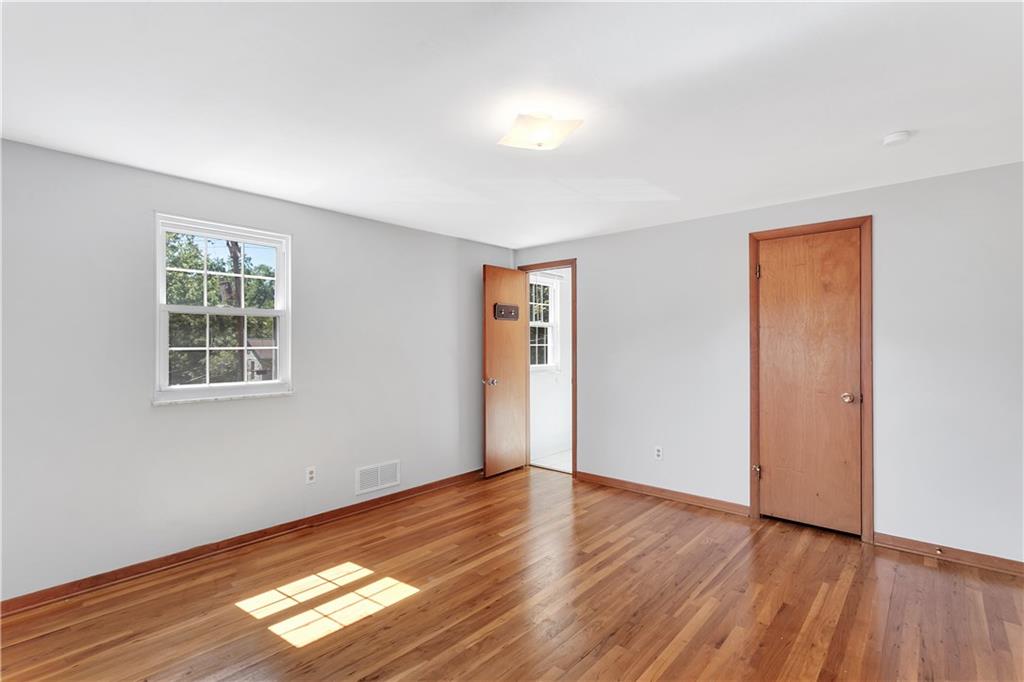 142 Kingsdale Road Churchill, PA 15221 - Photo 14 of 22 Gallery Image 14