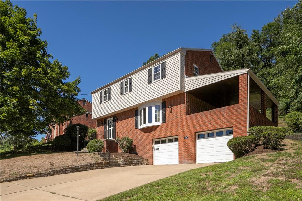 142 Kingsdale Road Churchill, PA 15221 - Photo 3 of 22 Gallery Image 3