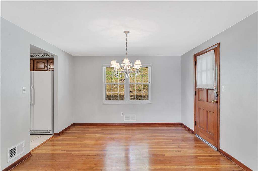 142 Kingsdale Road Churchill, PA 15221 - Photo 7 of 22 Gallery Image 7