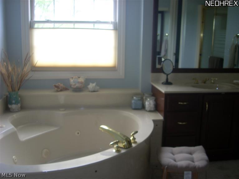 1352 Ashwood Road Akron, OH 44312 - Photo 14 of 25 Gallery Image 14