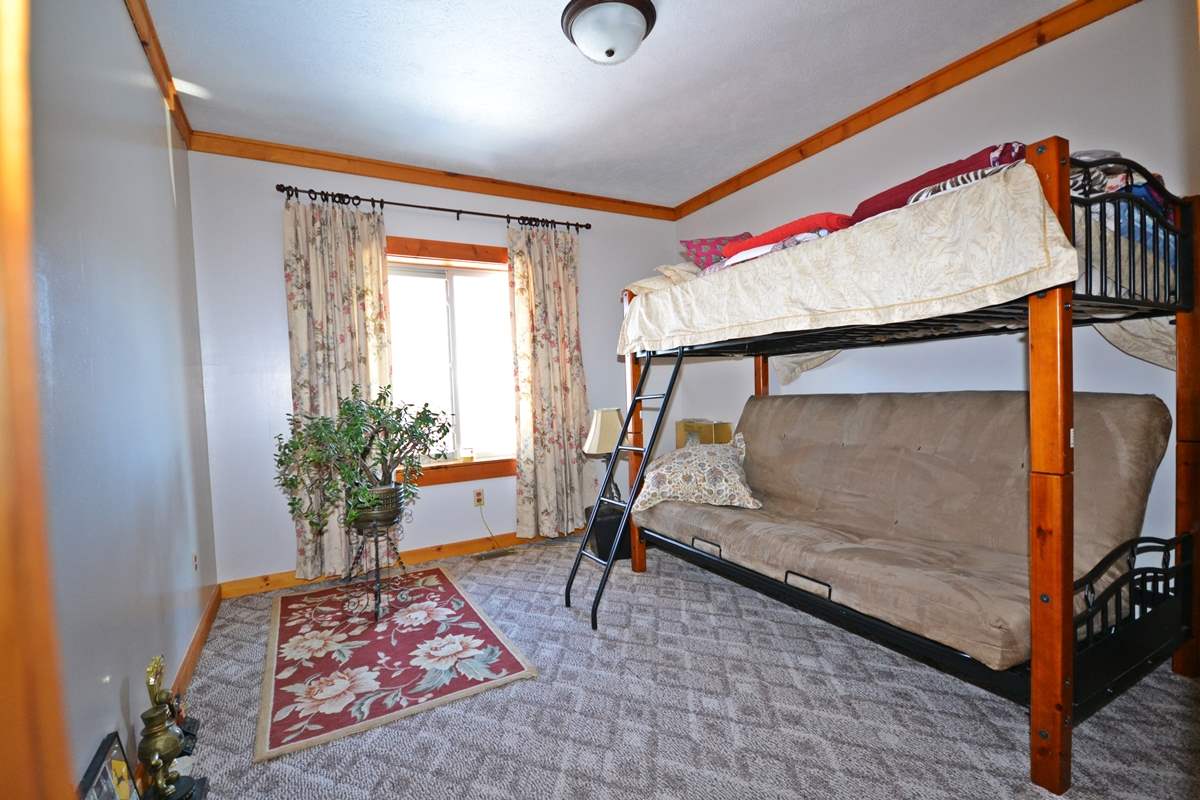 11076 45 Road Cadillac, MI 49601 - Photo 24 of 51 1829090-23.JPG