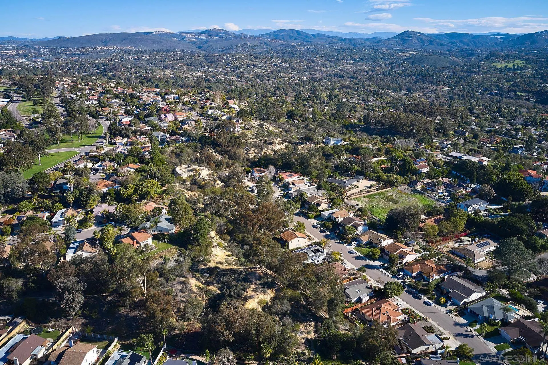 138 Townwood Way Encinitas, CA 92024 - Photo 45 of 48 an aerial view of residential house and outdoor space