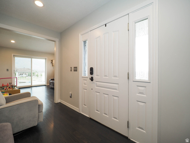 10193 Majestic Canyon Road Sandy, UT 84092 - Photo 11 of 52