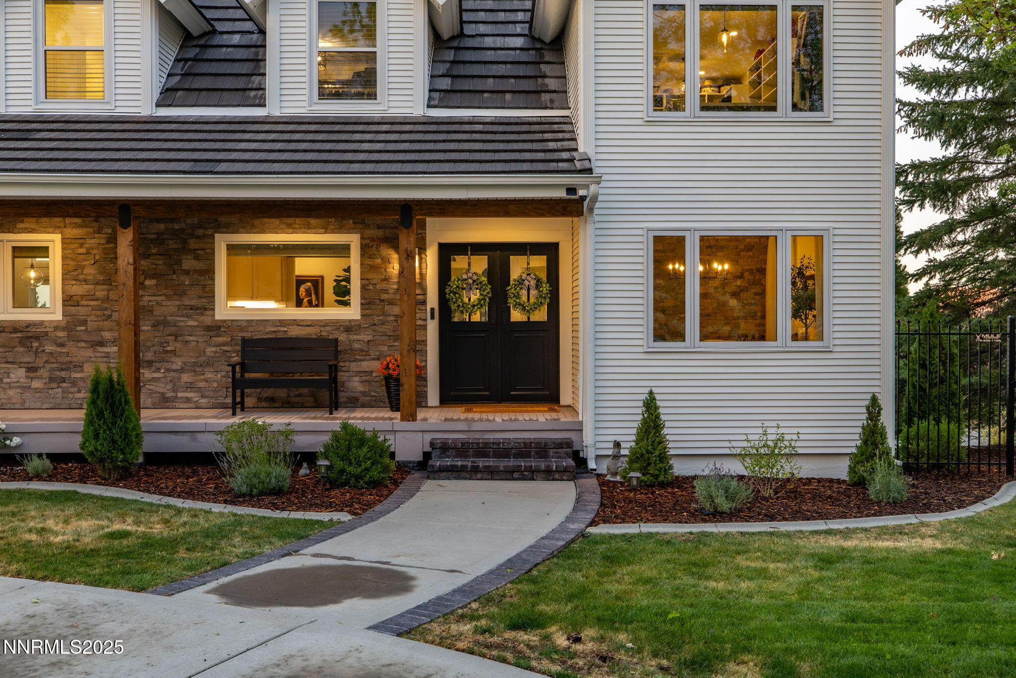 13205 Welcome Way Reno, NV 89511 - Photo 70 of 79 a front view of a house having yard