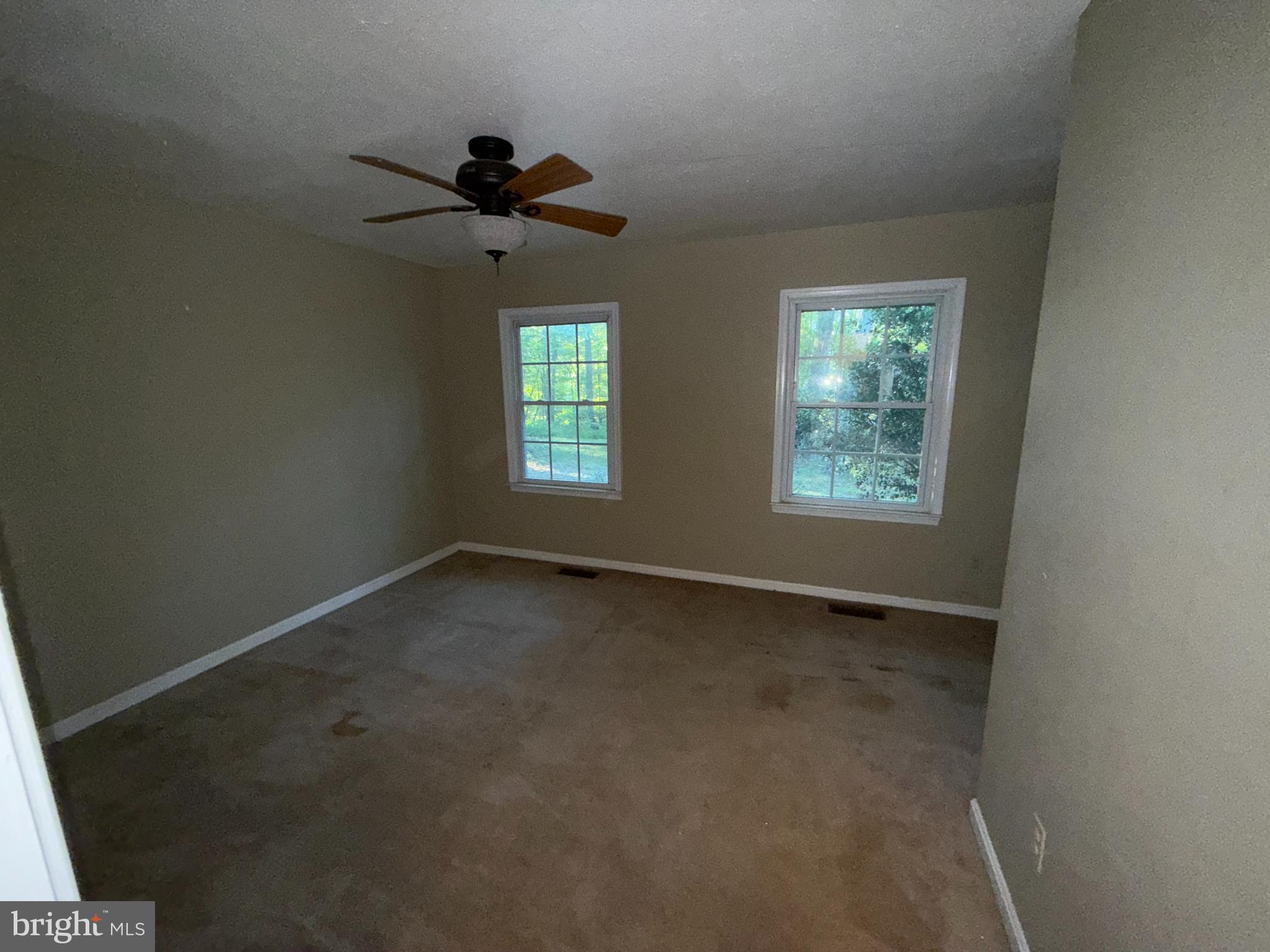 6282 Balls Mill Road Midland, VA 22728 - Photo 10 of 13 Dining Room
