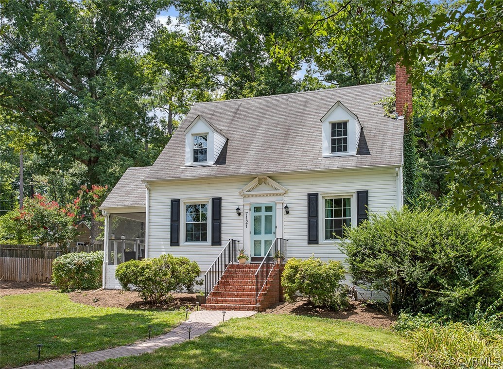 7121 Cherokee Road Richmond, VA 23225 - Photo 1 of 33 Gallery Image 1