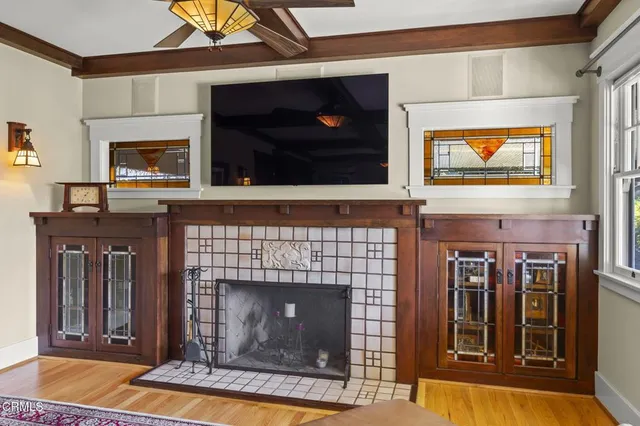 $1,375,000 | 5728 Mammoth Avenue, Valley Glen, CA 91401