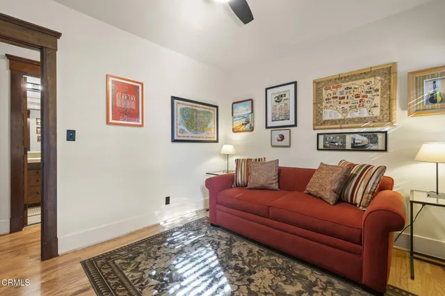 $1,375,000 | 5728 Mammoth Avenue, Valley Glen, CA 91401