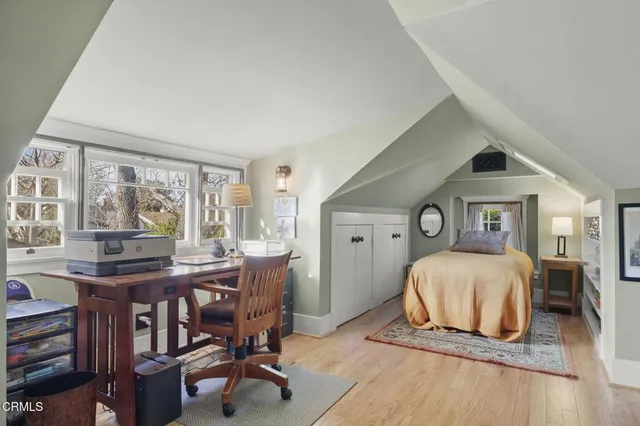 $1,375,000 | 5728 Mammoth Avenue, Valley Glen, CA 91401