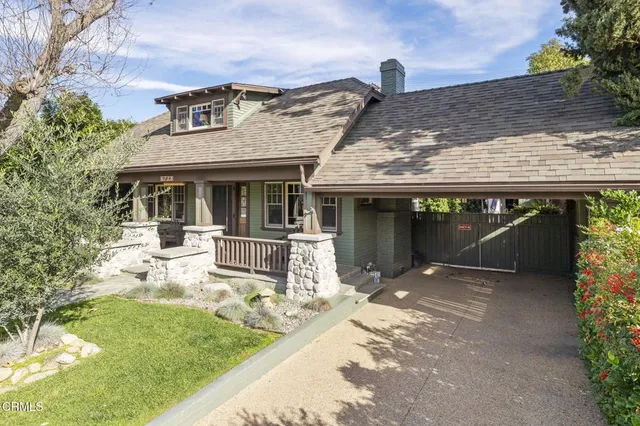 $1,375,000 | 5728 Mammoth Avenue, Valley Glen, CA 91401