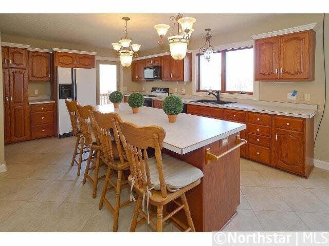 609 100th Street Roberts, WI 54023 - Photo 3 of 17 Gallery Image 3