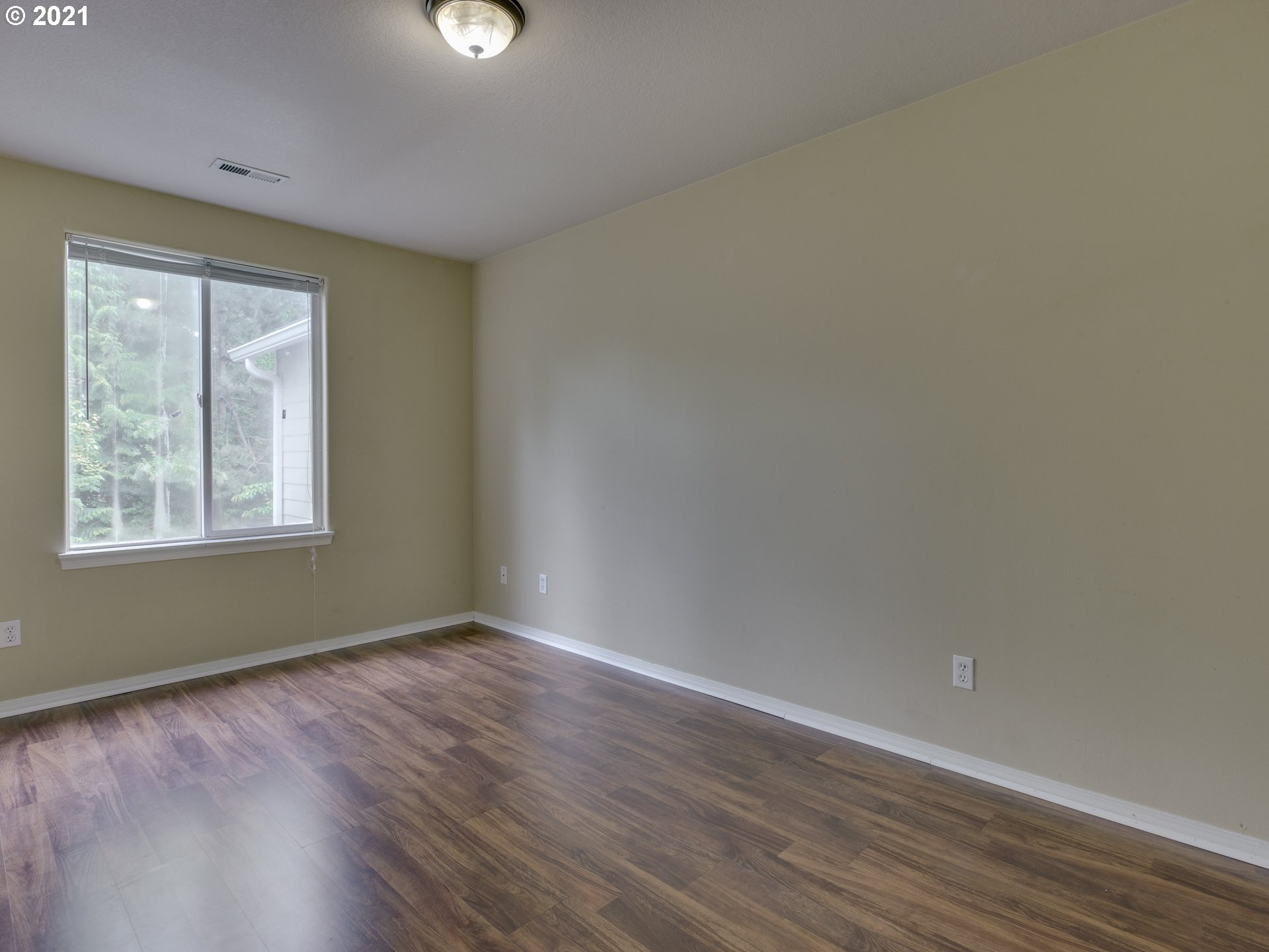 21130 Northeast Osburn Loop Fairview, OR 97024 - Photo 19 of 24