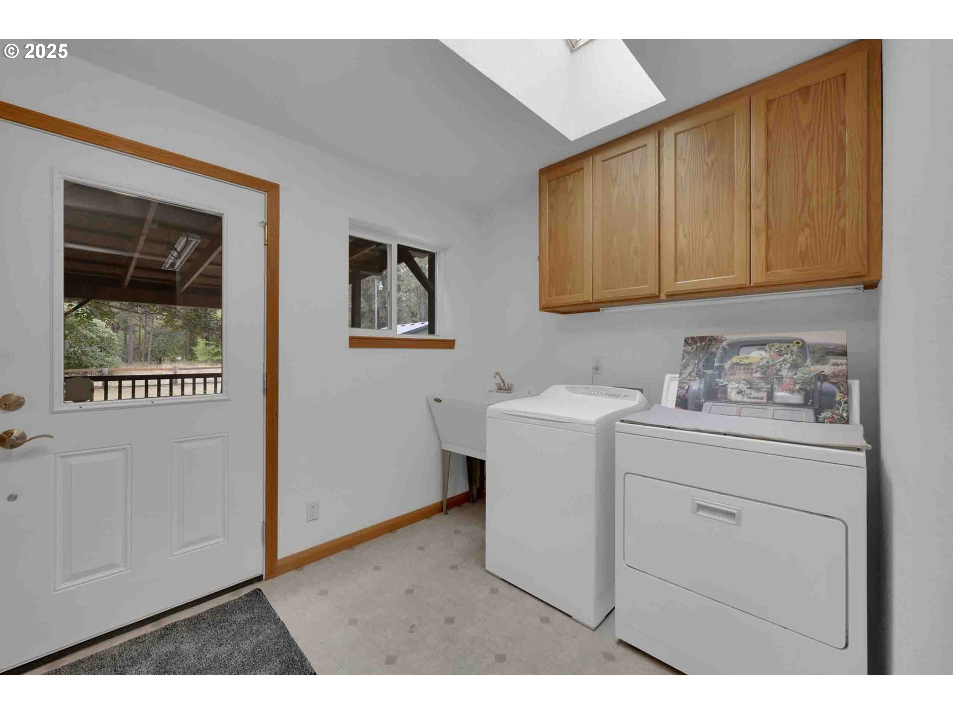 89452 Demming Road Elmira, OR 97437 - Photo 22 of 42 Gallery Image 22