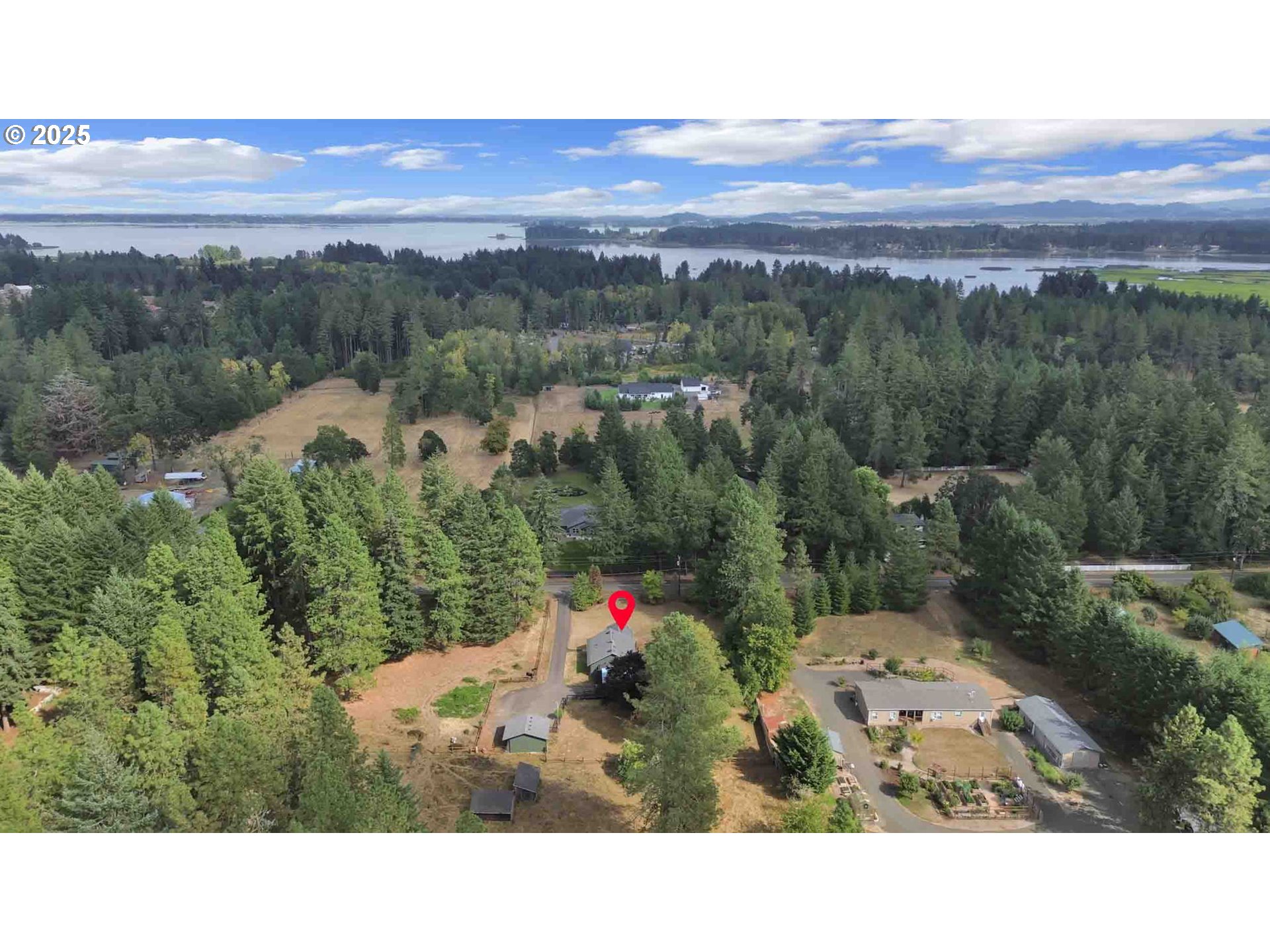89452 Demming Road Elmira, OR 97437 - Photo 4 of 42 Gallery Image 4